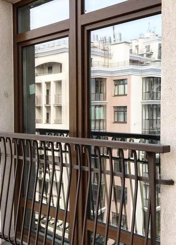 Остекленение балконов REHAU фото